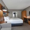Отель La Quinta Inn & Suites by Wyndham Ft. Myers-Sanibel Gateway в Норте-Кэптивах
