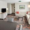 Отель Holiday Inn & Suites Philadelphia W - Drexel Hill, an IHG Hotel, фото 23