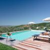 Отель Luxurious Villa in Cortona Tuscany with Hot Tub, фото 14