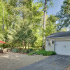 Отель 'Le Canard' Cottage w/ Porch: 10 Mi to Asheville!, фото 1