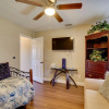 Отель Lakewood Park Retreat on Fairway - 4 Mi to Beach!, фото 2