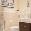 Отель Executive City Centre Apartment with Gated Parking and Stylish Rooms includes Privacy and Space with, фото 8