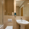 Отель Skyvillion - Tower Point Enfield 2bed Wbalcony, фото 24