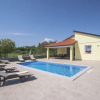 Отель Modern Villa With Pool and Parasol in Marcana, фото 14