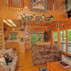 Отель Bear Country Cabin, 2 Bedrooms, Sleeps 6, Private, Foosball, Hot Tub, фото 9