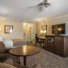 Отель Quality Inn & Suites, фото 23