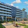 Отель Protea Hotel by Marriott O.R. Tambo Airport в Кемптон-Парке