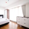 Отель Simple And Clean 2Br At Grand Sungkono Lagoon Apartment, фото 4