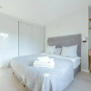 Отель Modern and Luxurious 2 Bedroom Flat - Barons Court, фото 4