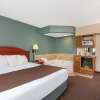 Отель AmericInn by Wyndham Chippewa Falls, фото 5