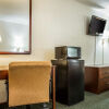 Отель Econo Lodge Inn & Suites Fort Jackson area, фото 1