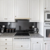 Отель Fresh Detailed Stylish Apt at Acropolis, фото 29