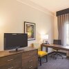 Отель La Quinta Inn & Suites by Wyndham Denver Airport DIA, фото 37