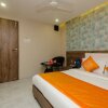 Отель Blue Bay By OYO Rooms в Мумбаи