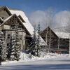 Отель Aspens by Whistler Blackcomb VR в Уистлере