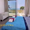 Отель Blue - Beach Front Spectacular Villa Sleeps 10, фото 25