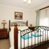 Отель 40 Thames Holiday Unit, фото 2
