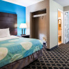 Отель Travelodge by Wyndham San Antonio Downtown Northeast, фото 27