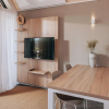 Отель Modern Tiny House With Dishwasher, Beach at 500m, фото 19