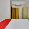Отель Town & Country Inn By OYO Rooms, фото 2
