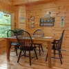 Отель Moonshine Run - One Bedroom Cabin, фото 11