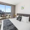 Отель Aura on Flinders Serviced Apartments, фото 5