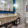 Отель Comfort Suites Airport, фото 8