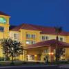 Отель Fairfield by Marriott Inn & Suites Fresno River Park во Фресне