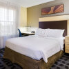 Отель TownePlace Suites by Marriott Pensacola, фото 31