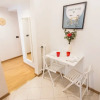 Отель Sweet 2 Bedrooms Home In Milan Center, фото 9