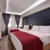 Отель Room in Guest Room - Luxury Triple Room in Istanbul, фото 9