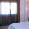 Отель Blue Kingfisher Apartment, фото 1