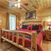 Отель Love Shack - One Bedroom Cabin, фото 11