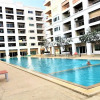Отель Platinum Suites, Thepprasit Road - Large top Floor Studio, фото 9