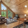 Отель Bearfoot Chalet 3 Bedroom Home by NW Comfy Cabins, фото 26