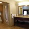 Отель Hampton Inn & Suites Grand Forks, фото 8