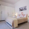 Отель Emerald Residence Sleeps 12 With Sea View, фото 10