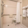 Отель Quality Inn & Suites East Troy I-43, фото 28
