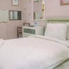 Отель Cozy Stay Studio Room At Medina Apartment, фото 14