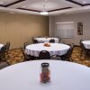 Отель Holiday Inn Express Hotel & Suites Pittsburg, an IHG Hotel, фото 27