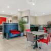 Отель Econo Lodge Inn & Suites, фото 12