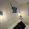 Отель Cosy Riverside Apartment - Woodsmill Quay Free Parking, фото 5