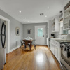 Отель Charming Bungalow With Spa! Close to Main St!, фото 6