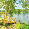 Отель Flippin Home w/ Deck & Grill: Steps to White River, фото 21
