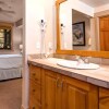 Отель K B M Resorts- Tpc-102c Remodeled 3bd, Walk to Main and Town Lift, Private hot Tub, A/C, фото 7