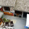 Отель Hongcun Fengqing Cold House, фото 10