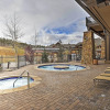 Отель Ski-in/ski-out Breckenridge Resort Condo at Peak 7, фото 15