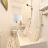 Отель JOIVY Stunning Ground-floor 2bedrm New Town Apt, фото 10