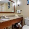 Отель Comfort Suites Clayton - Garner, фото 8