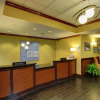 Отель Holiday Inn Express & Suites Midwest, An Ihg Hotel, фото 2